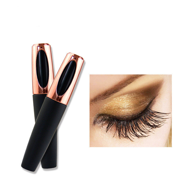 Lengthening Smudge-Proof Curling Mascara